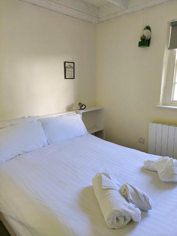 Corofin Lake Cottages Экстерьер фото